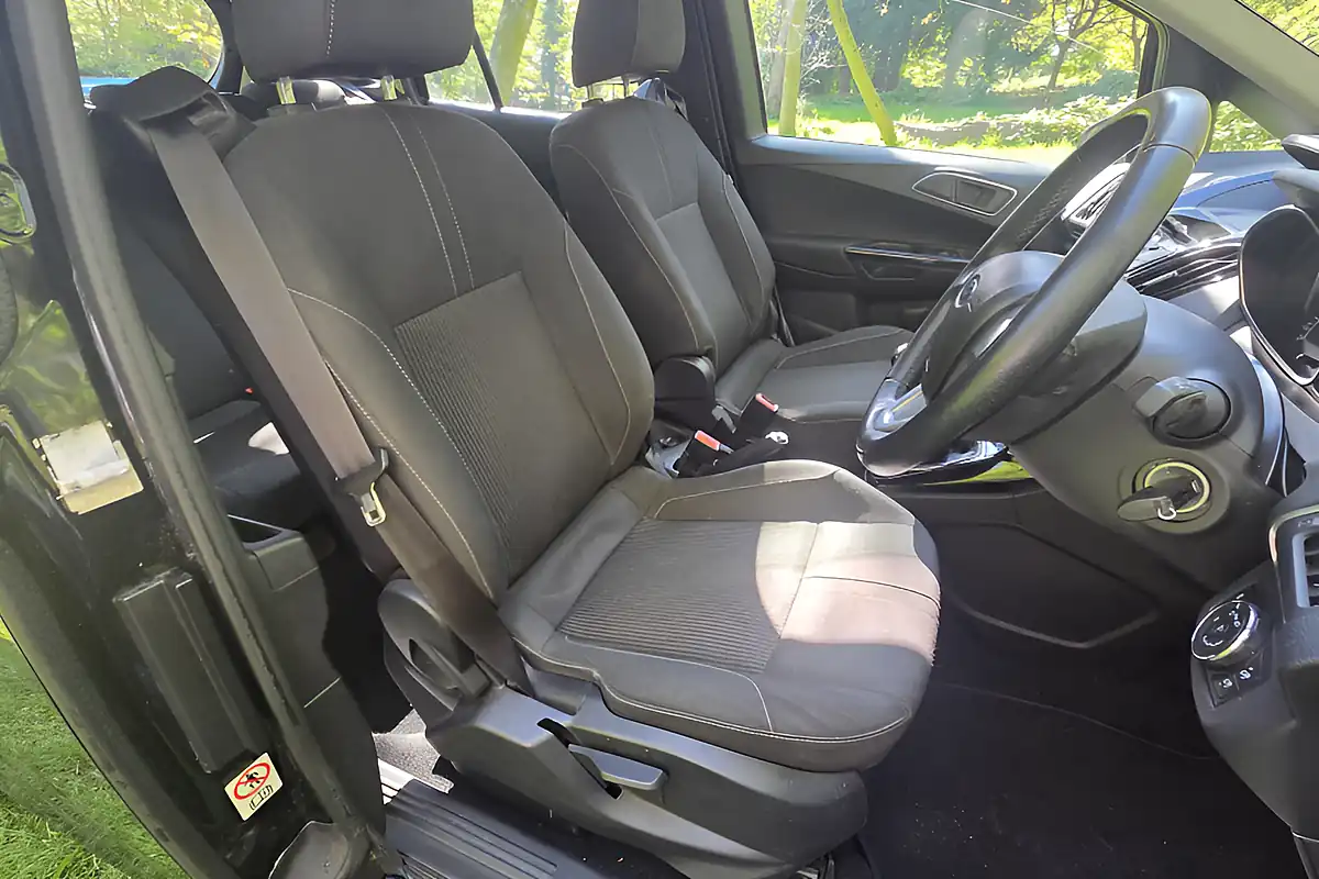 Used 2013 Ford B-Max Zetec Black - Interior and Exterior details 14