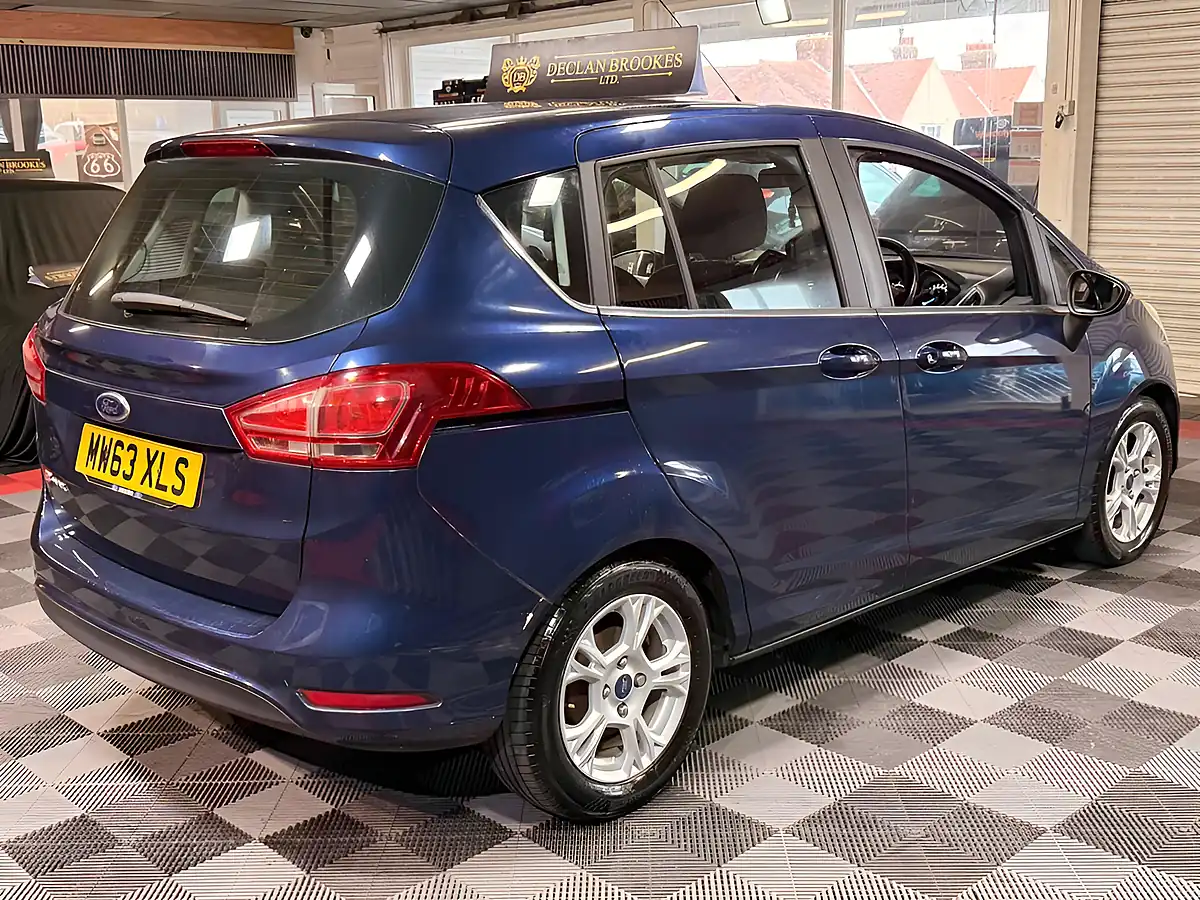 Used 2013 Ford B-Max Zetec Blue - Interior and Exterior details 8