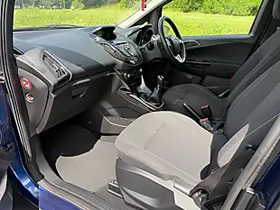 Used 2013 Ford B-Max Zetec Blue - Interior and Exterior details 7