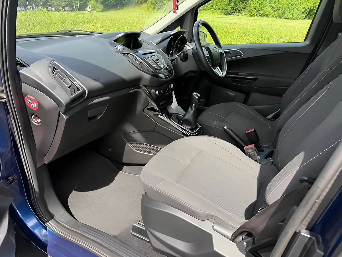 Used 2013 Ford B-Max Zetec Blue - Interior and Exterior details 7
