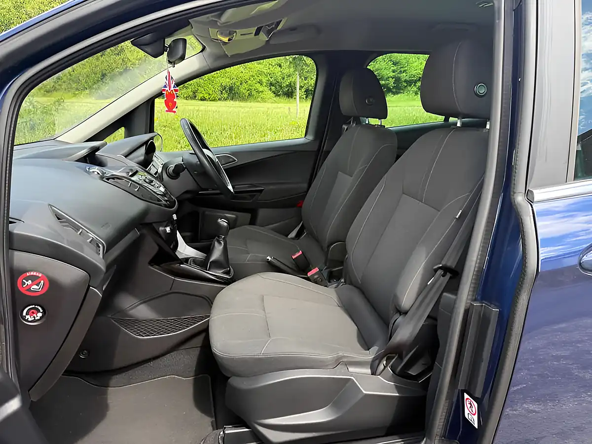Used 2013 Ford B-Max Zetec Blue - Interior and Exterior details 9