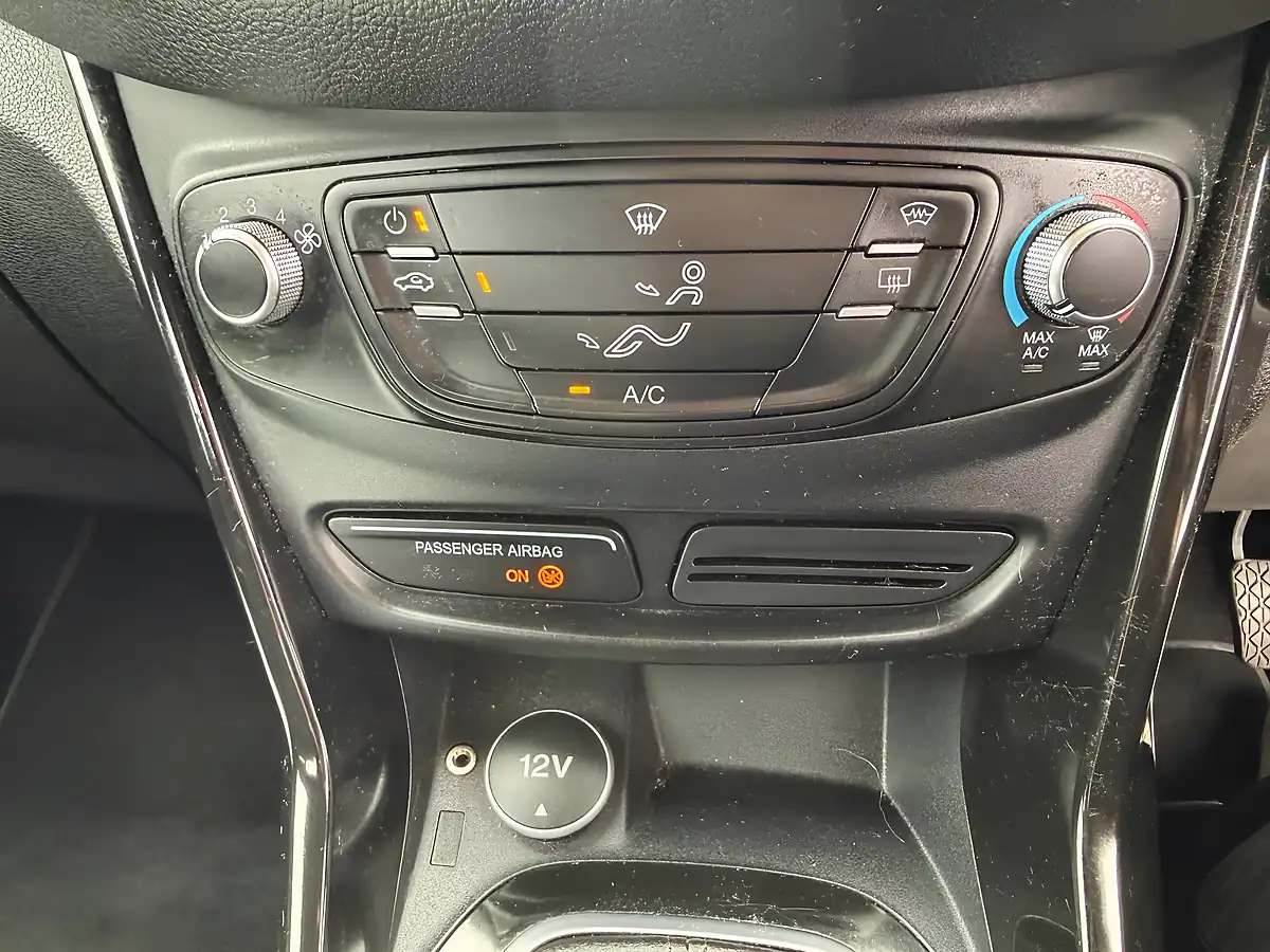 Used 2013 Ford B-Max Zetec Bronze - Interior and Exterior details 10