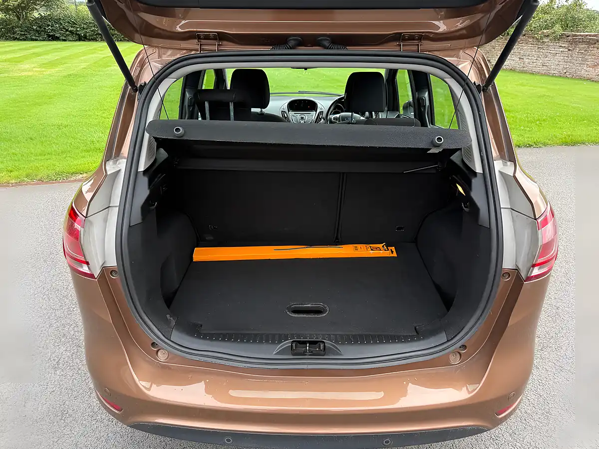 Used 2013 Ford B-Max Zetec Bronze - Interior and Exterior details 14