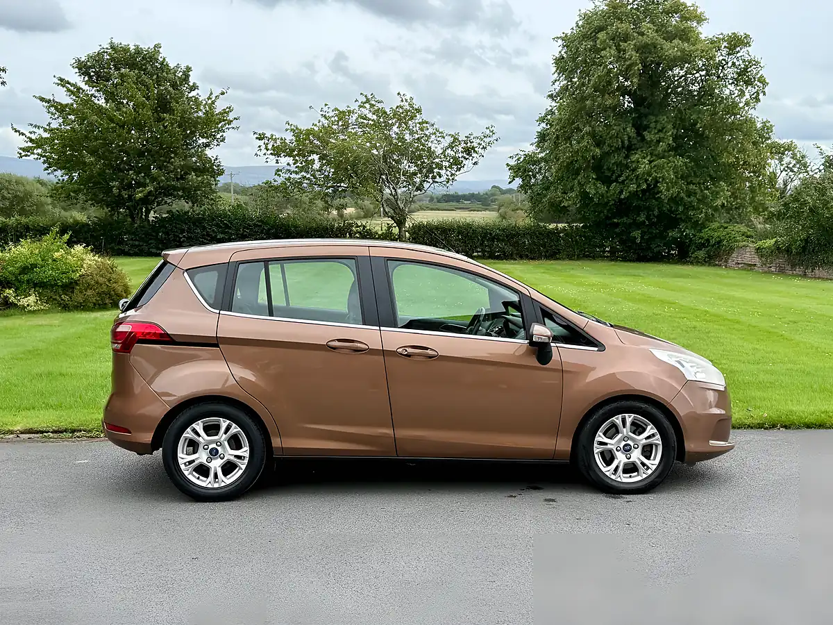Used 2013 Ford B-Max Zetec Bronze - Interior and Exterior details 3