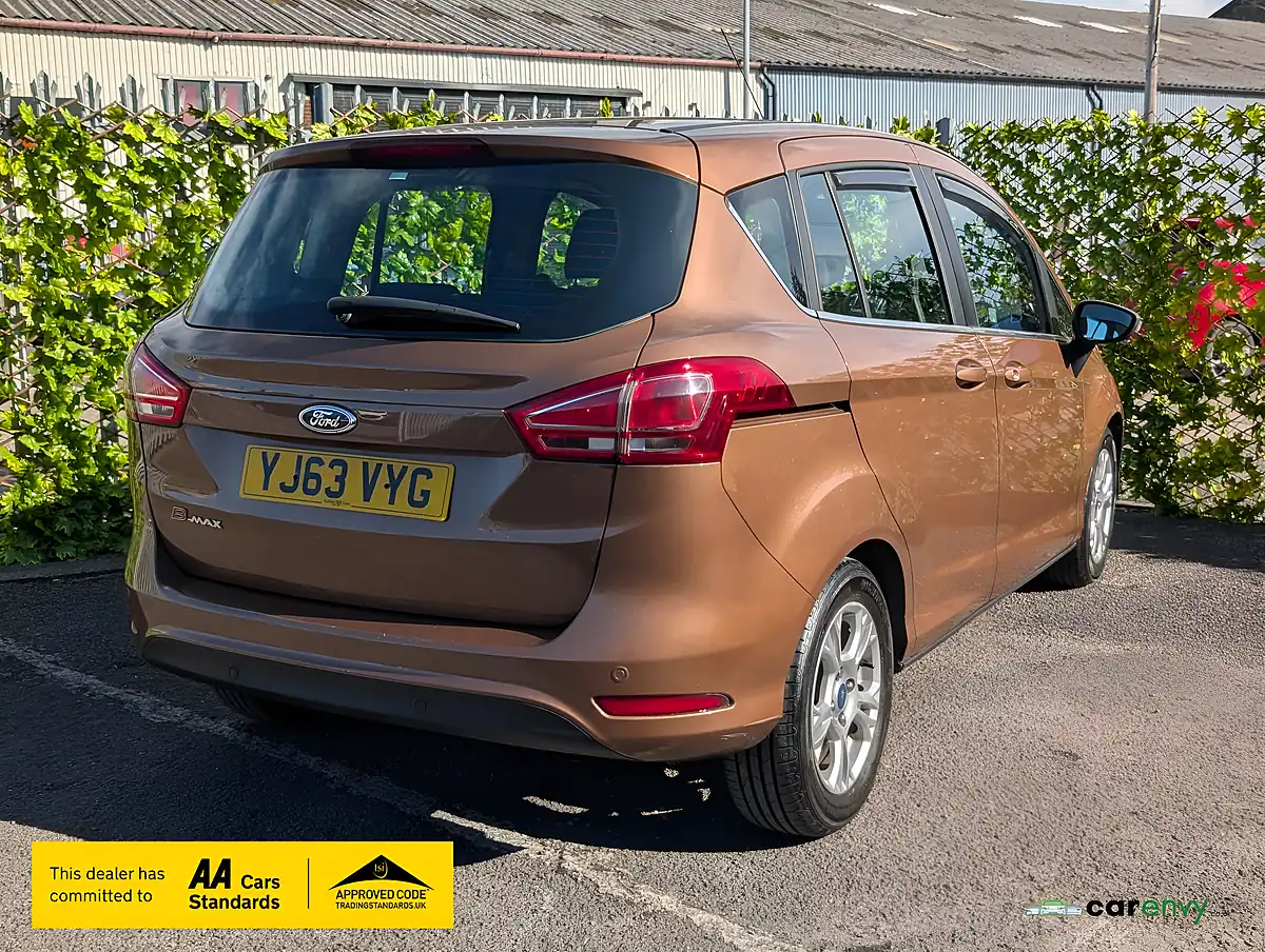 Used 2013 Ford B-Max Zetec Gold - Interior and Exterior details 11