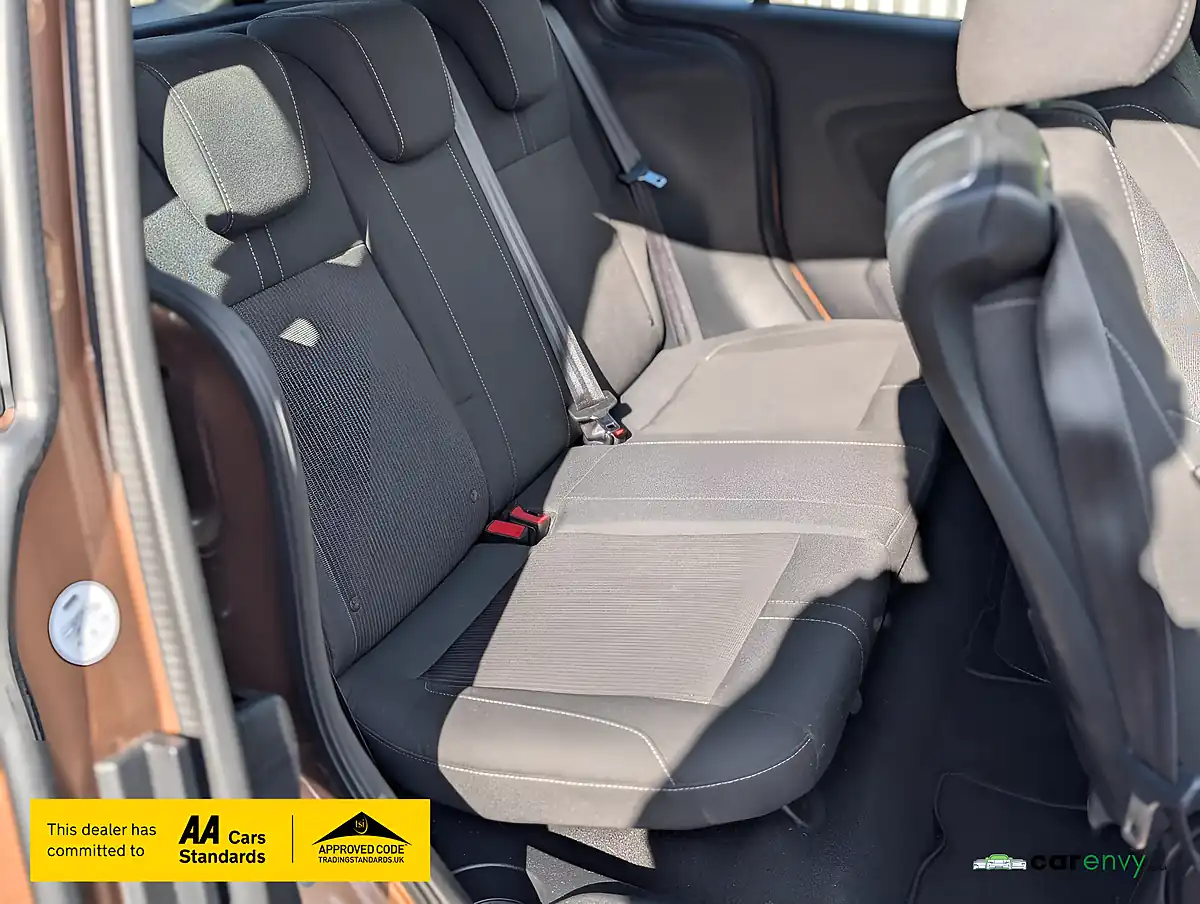 Used 2013 Ford B-Max Zetec Gold - Interior and Exterior details 13