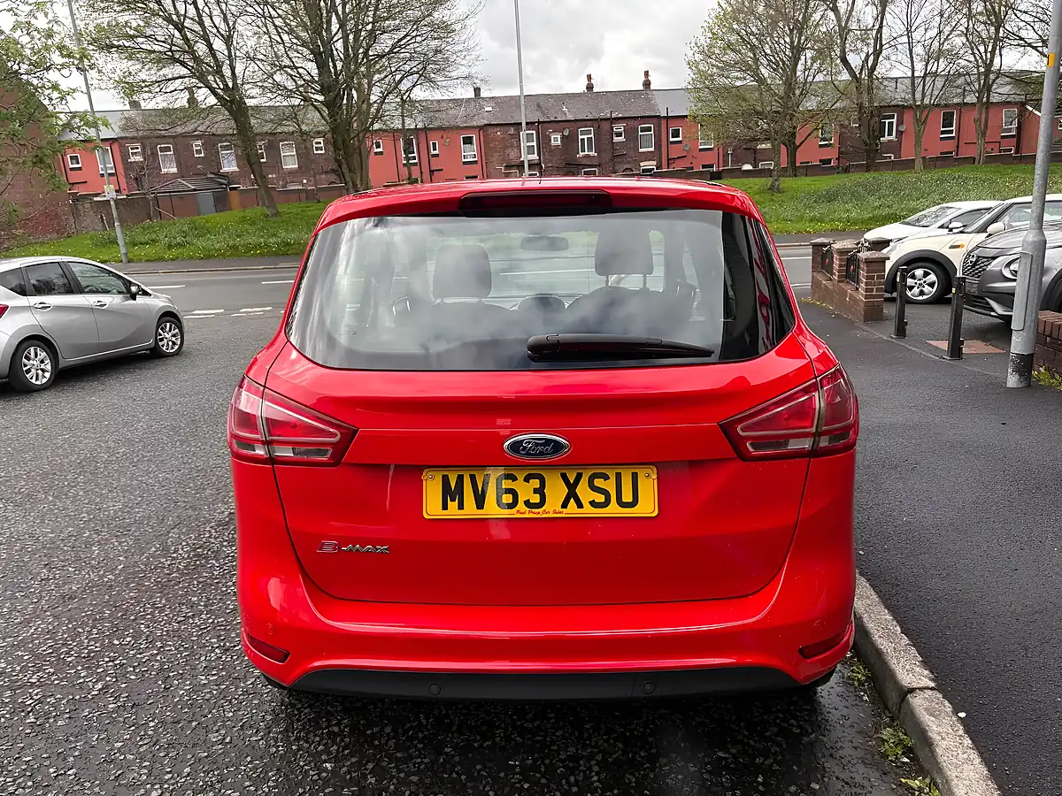Used 2013 Ford B-Max Zetec Red - Interior and Exterior details 4