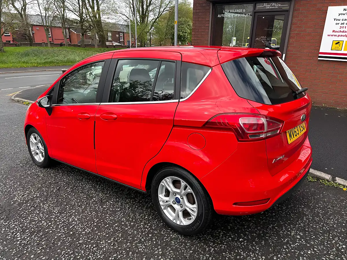 Used 2013 Ford B-Max Zetec Red - Interior and Exterior details 5