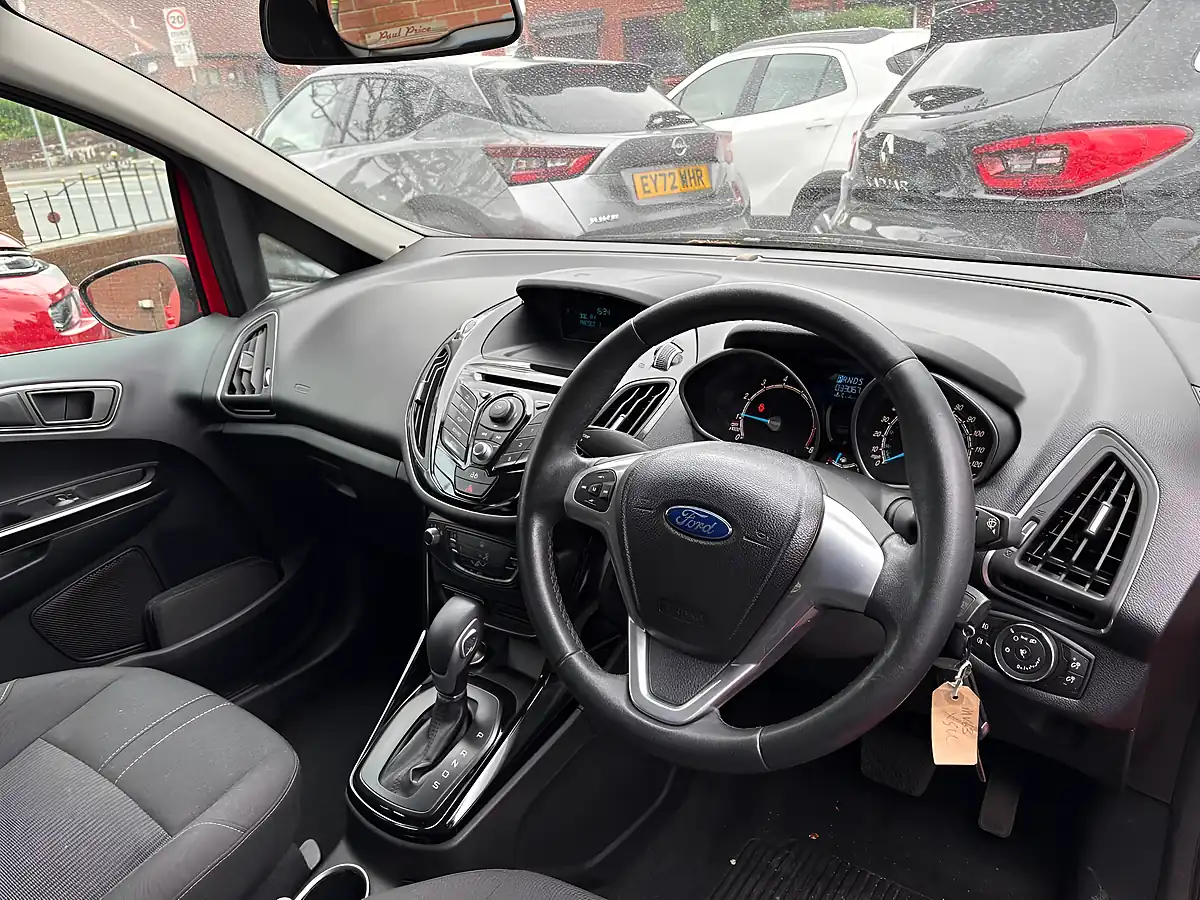 Used 2013 Ford B-Max Zetec Red - Interior and Exterior details 9