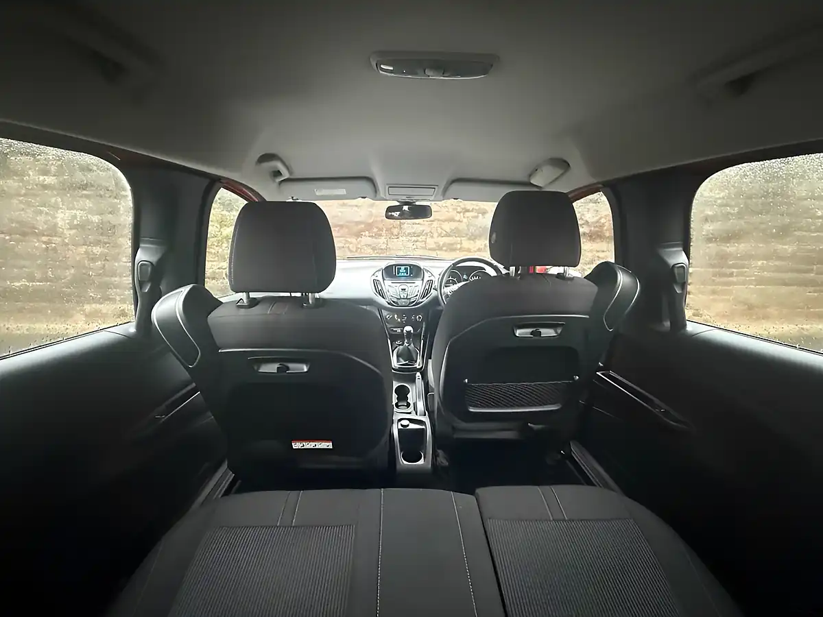 Used 2013 Ford B-Max Zetec Red - Interior and Exterior details 10