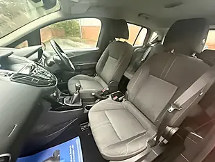 Used 2013 Ford B-Max Zetec Red - Interior and Exterior details 14
