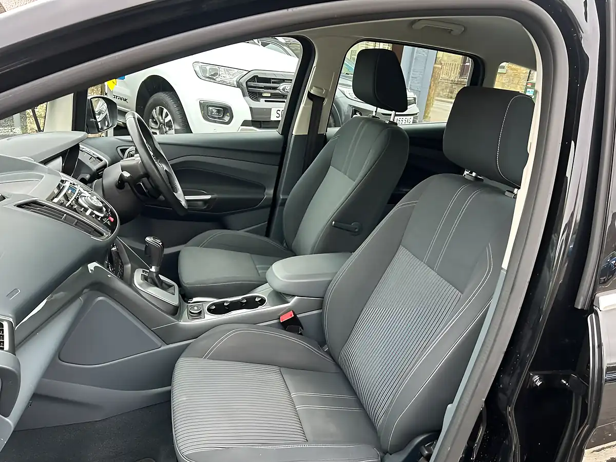 Used 2013 Ford C-Max Titanium Black - Interior and Exterior details 11