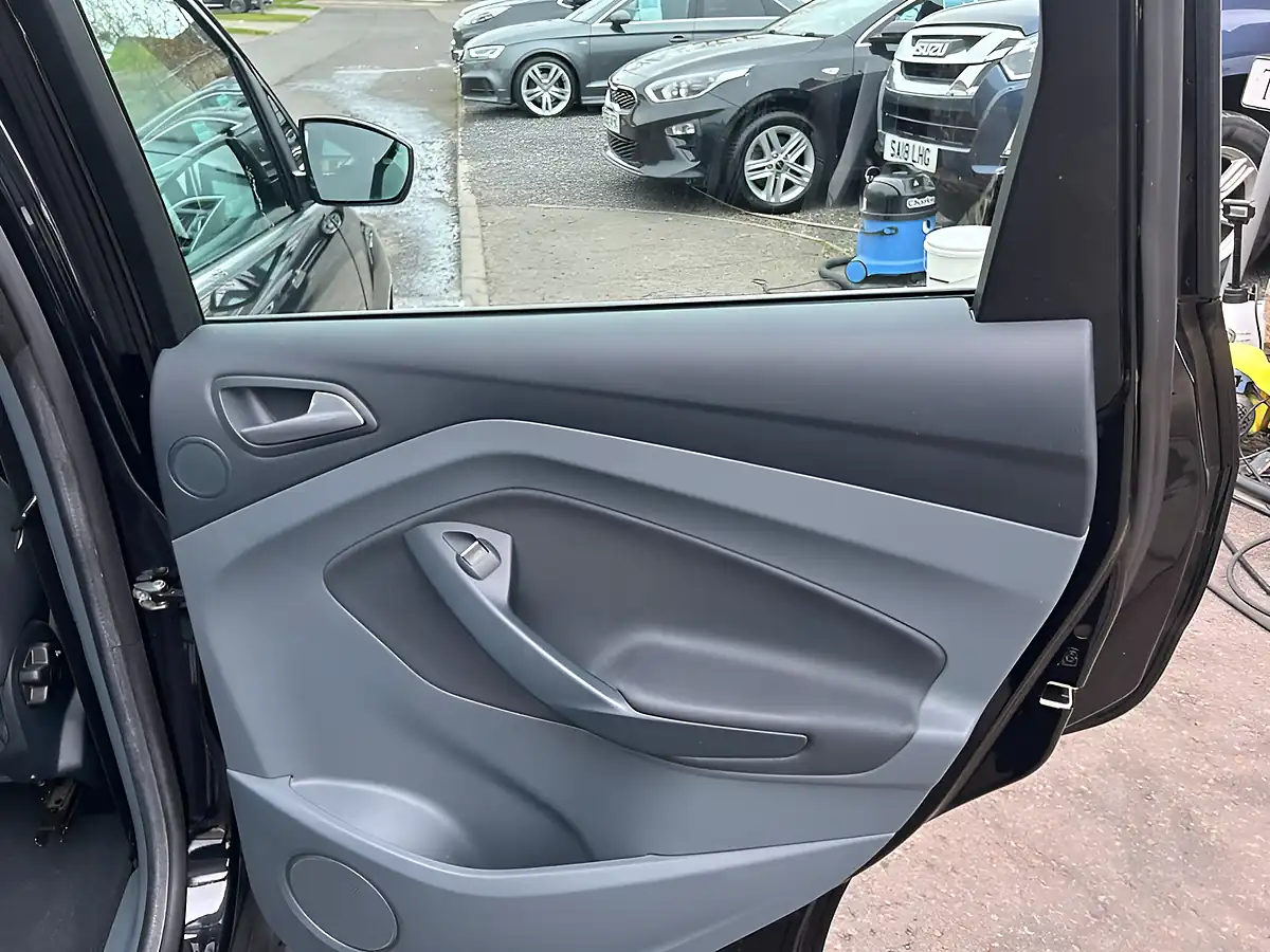 Used 2013 Ford C-Max Titanium Black - Interior and Exterior details 15