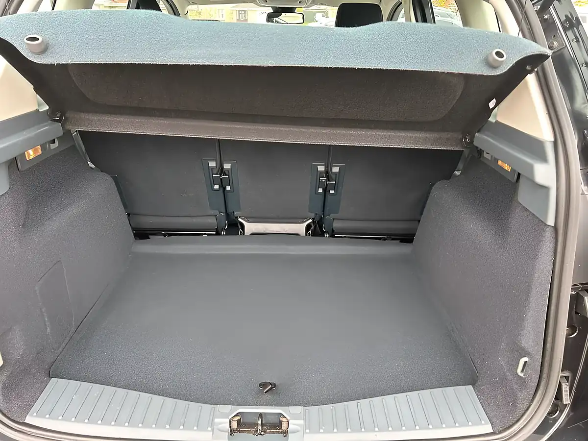 Used 2013 Ford C-Max Titanium Black - Interior and Exterior details 16