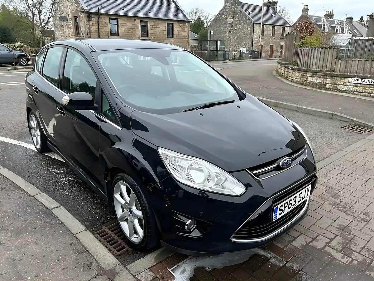 Used 2013 Ford C-Max Titanium Black - Interior and Exterior details 4