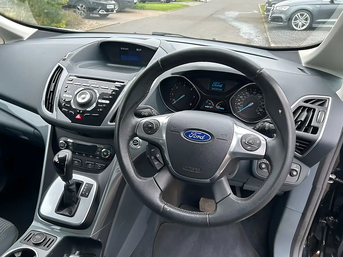 Used 2013 Ford C-Max Titanium Black - Interior and Exterior details 9