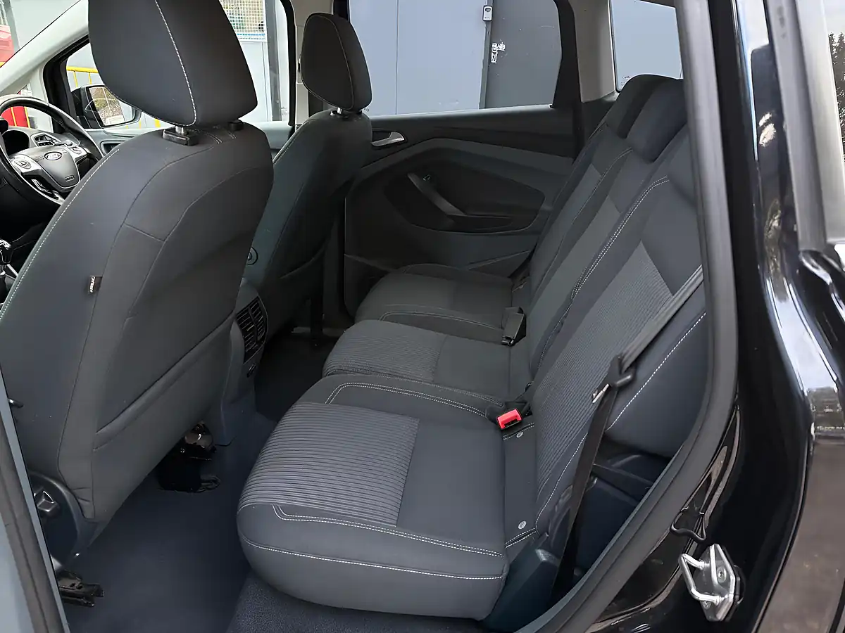 Used 2013 Ford C-Max Titanium Black - Interior and Exterior details 12