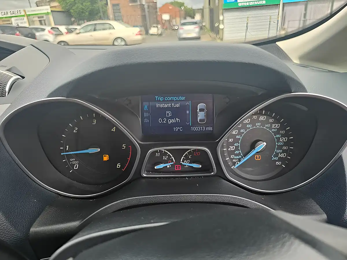 Used 2013 Ford C-Max Titanium Silver - Interior and Exterior details 4