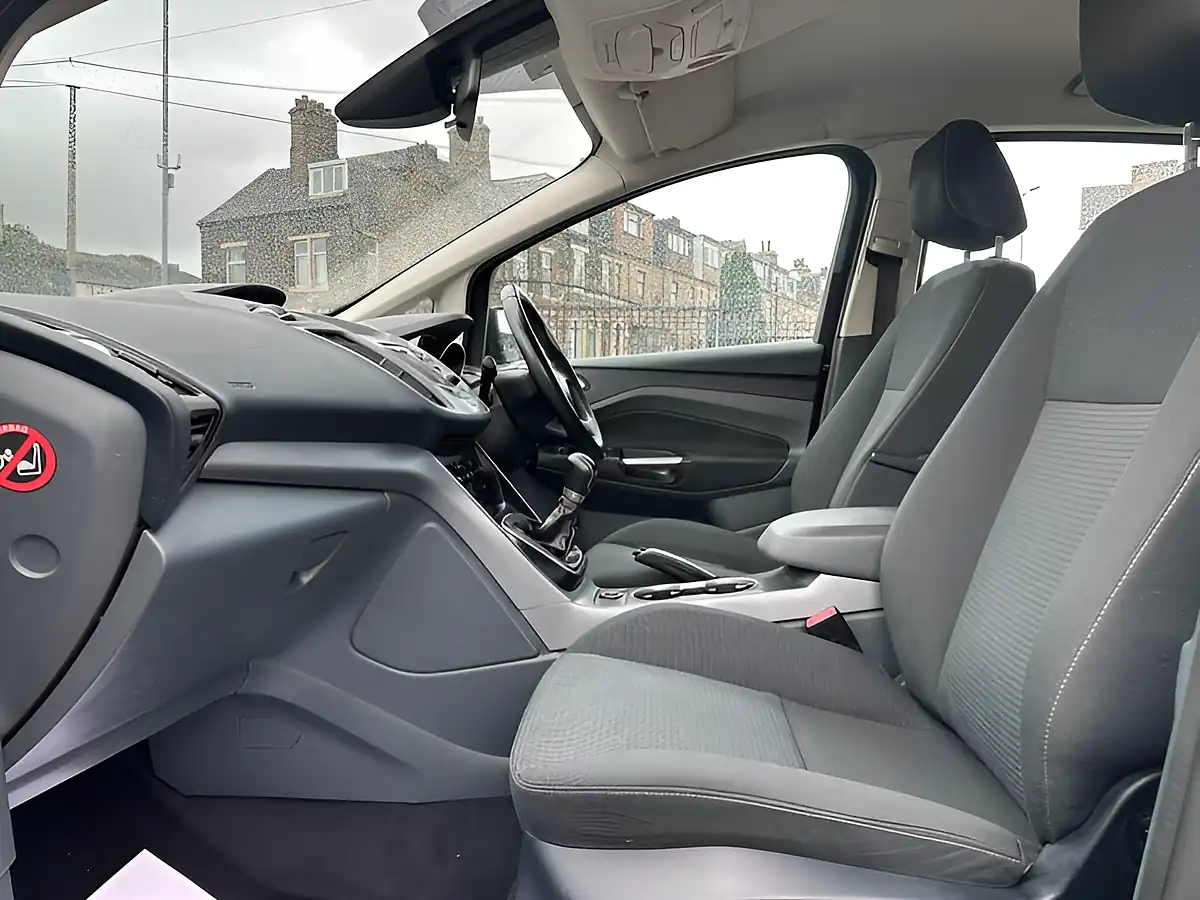 Used 2013 Ford C-Max Zetec Black - Interior and Exterior details 19