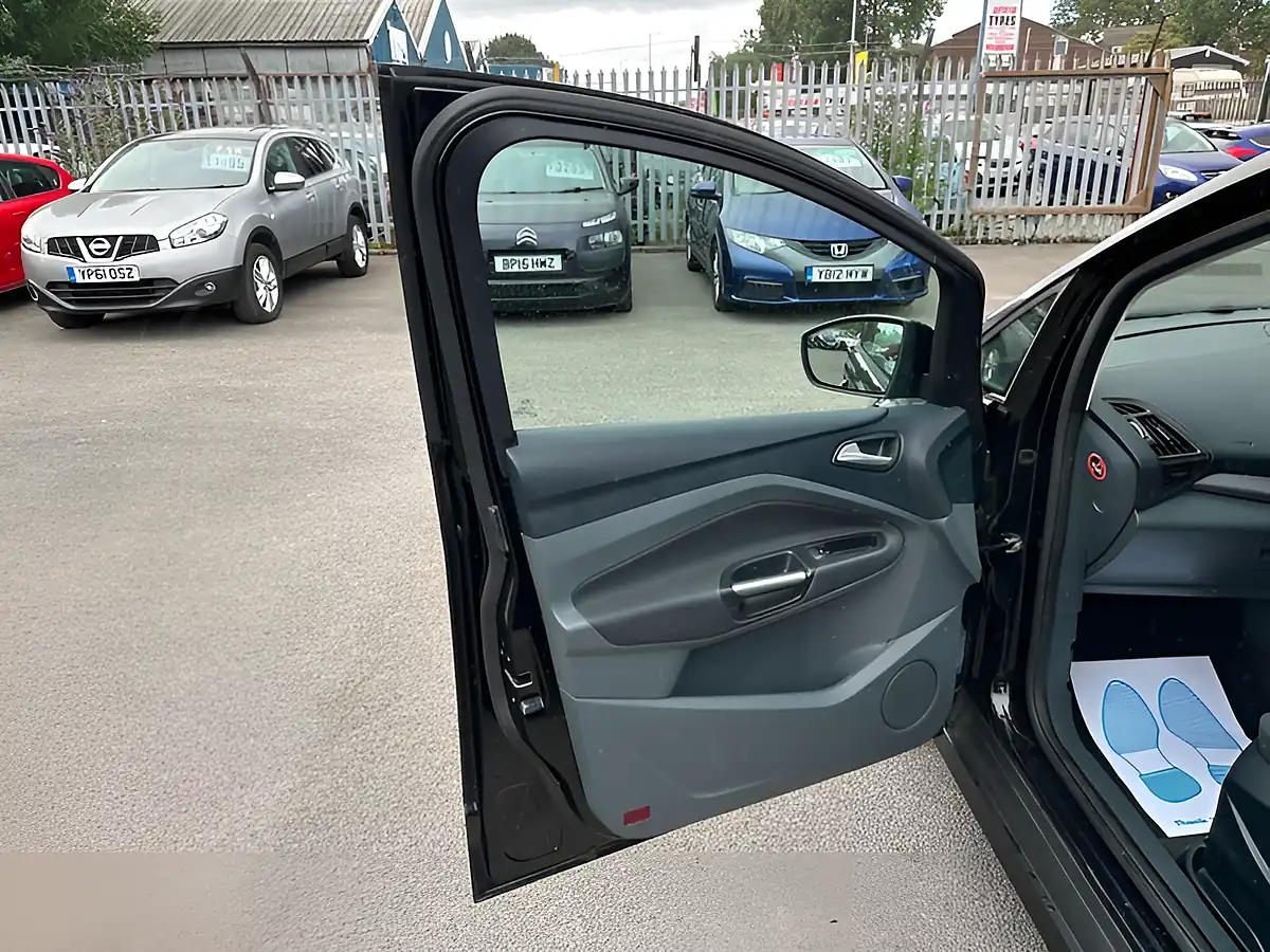 Used 2013 Ford C-Max Zetec Black - Interior and Exterior details 20