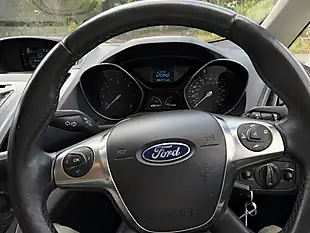 Used 2013 Ford C-Max Zetec Blue - Interior and Exterior details 15