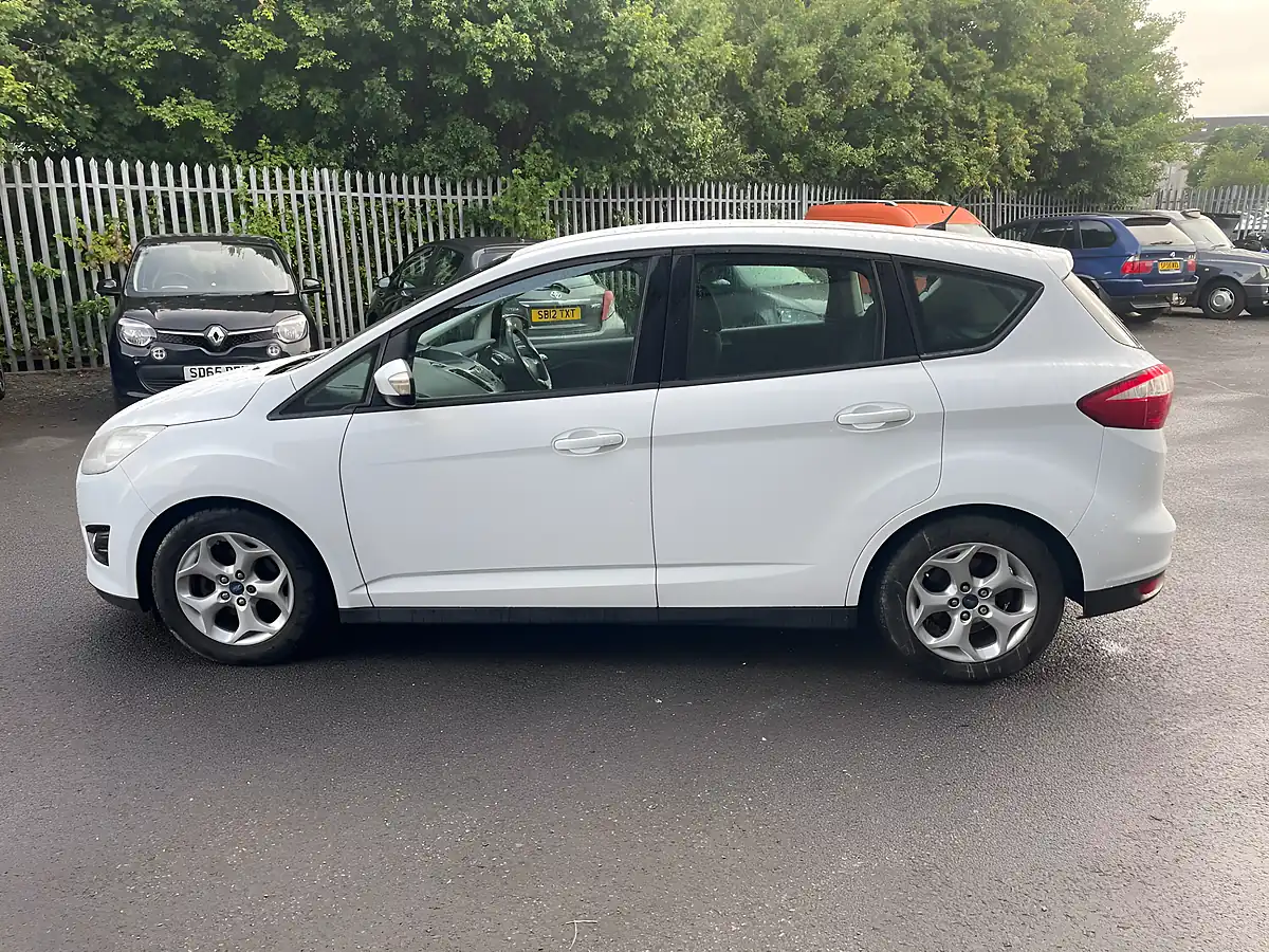 Used 2013 Ford C-Max Zetec White - Interior and Exterior details 7