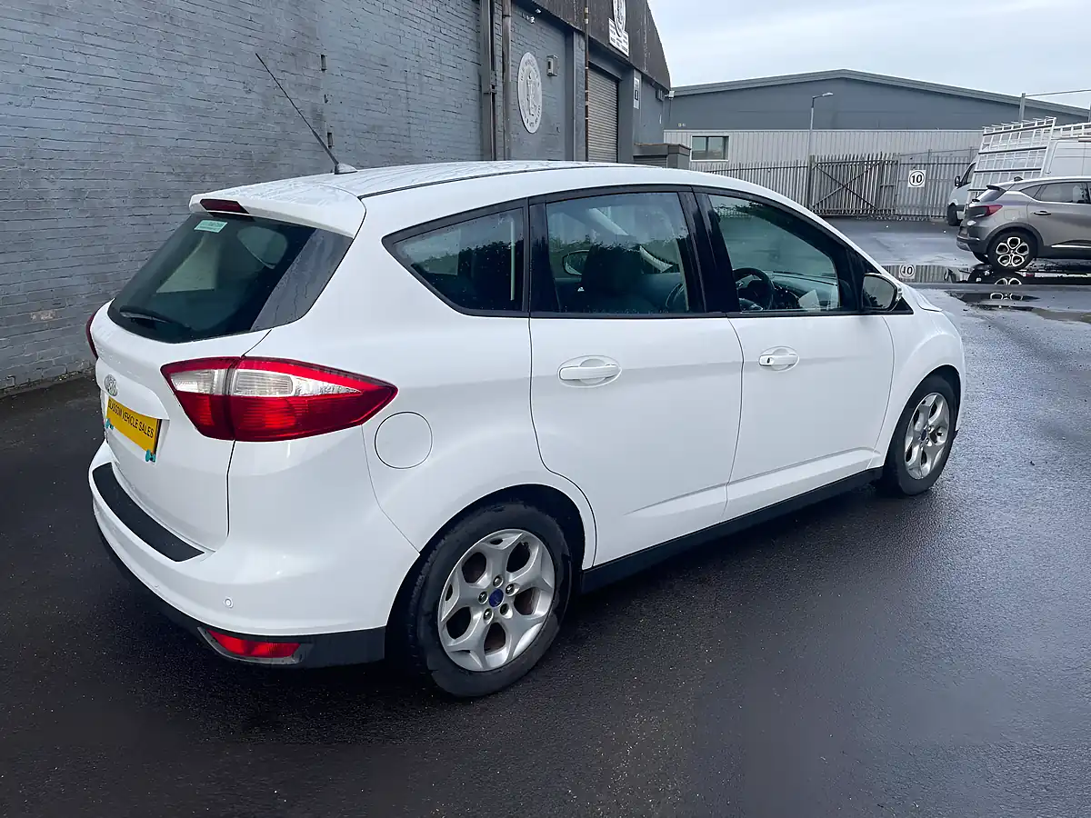 Used 2013 Ford C-Max Zetec White - Interior and Exterior details 8