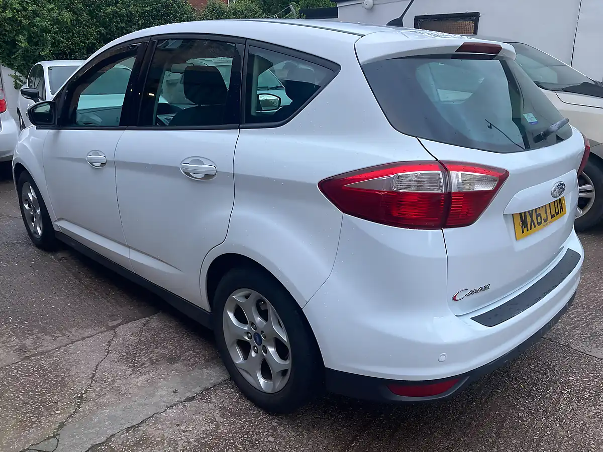 Used 2013 Ford C-Max Zetec White - Interior and Exterior details 4
