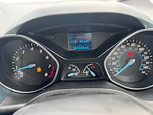 Used 2013 Ford C-Max Zetec White - Interior and Exterior details 3