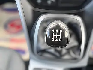 Used 2013 Ford C-Max Zetec White - Interior and Exterior details 9