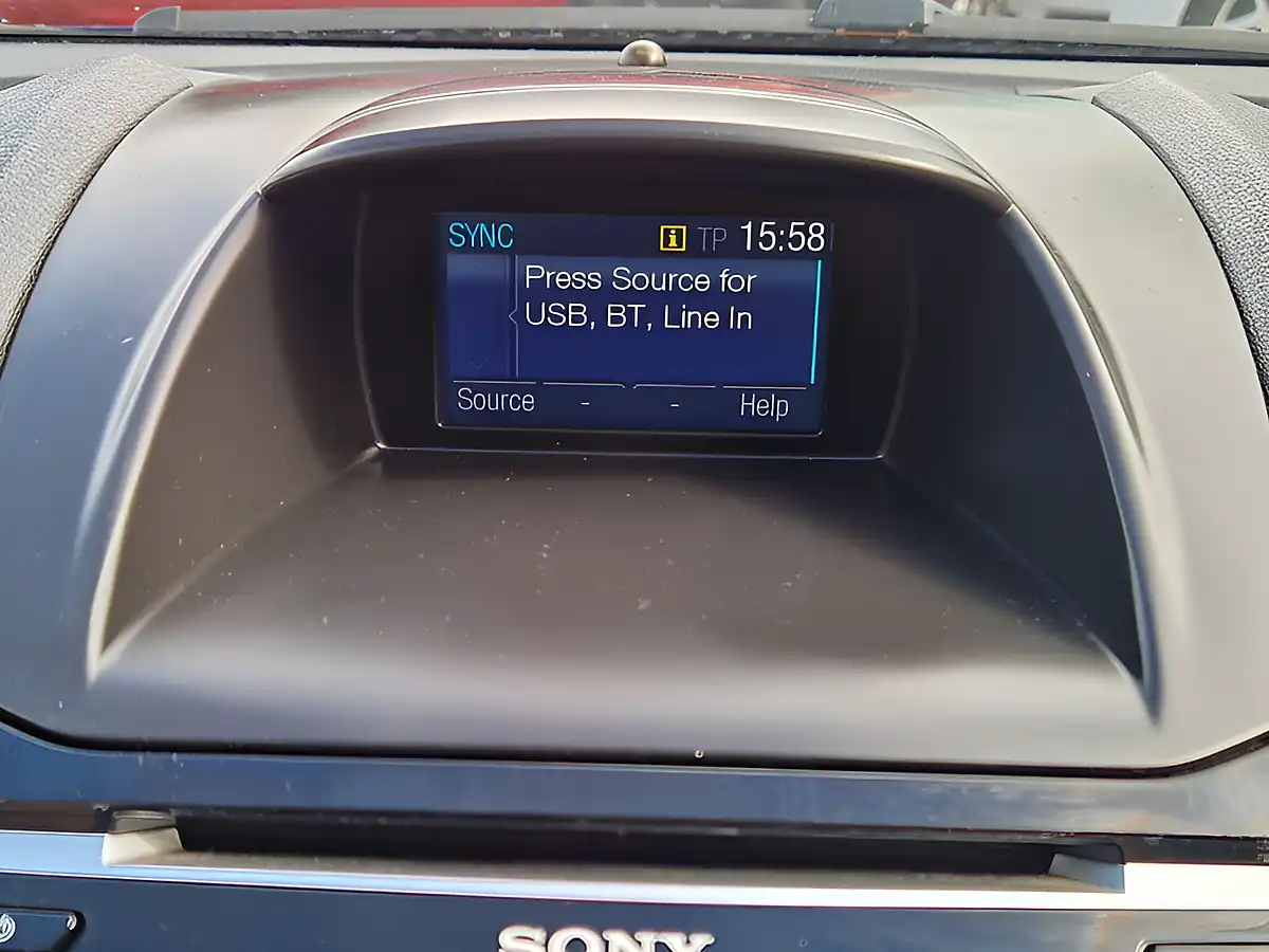 Used 2013 Ford Fiesta ST-2 Blue - Interior and Exterior details 18