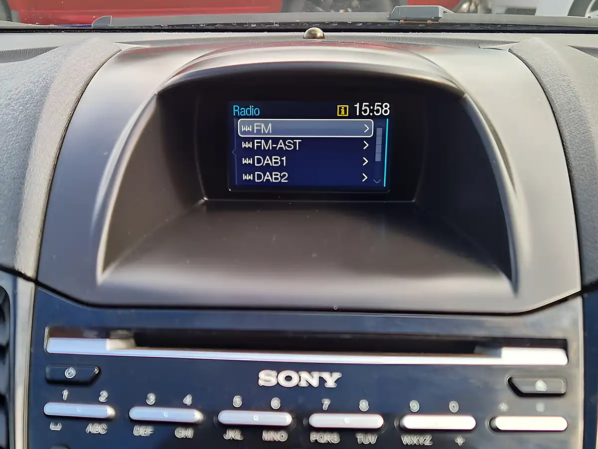 Used 2013 Ford Fiesta ST-2 Blue - Interior and Exterior details 19