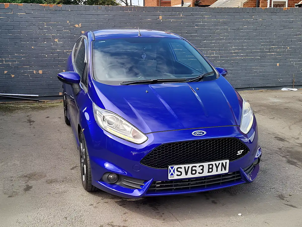 Used 2013 Ford Fiesta ST-2 Blue - Interior and Exterior details 3