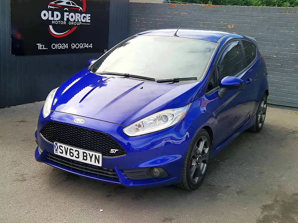 Used 2013 Ford Fiesta ST-2 Blue - Interior and Exterior details 5