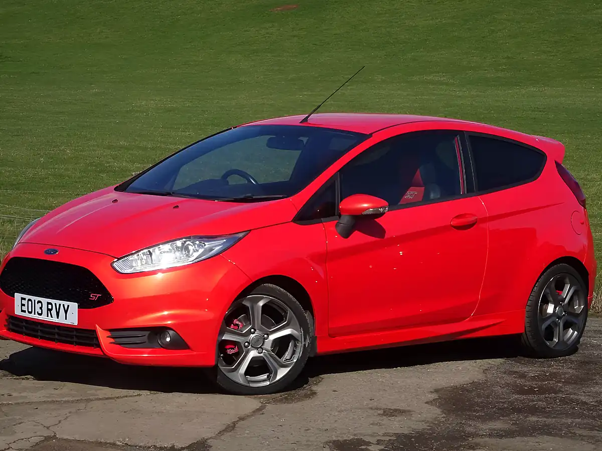 Used 2013 Ford Fiesta ST-2 Molten Orange Metallic - Interior and Exterior details 8
