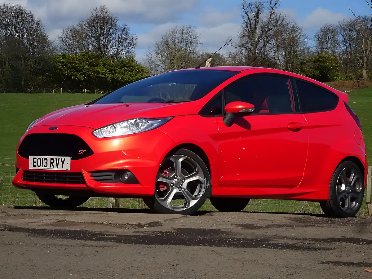 Used 2013 Ford Fiesta ST-2 Molten Orange Metallic - Interior and Exterior details 9