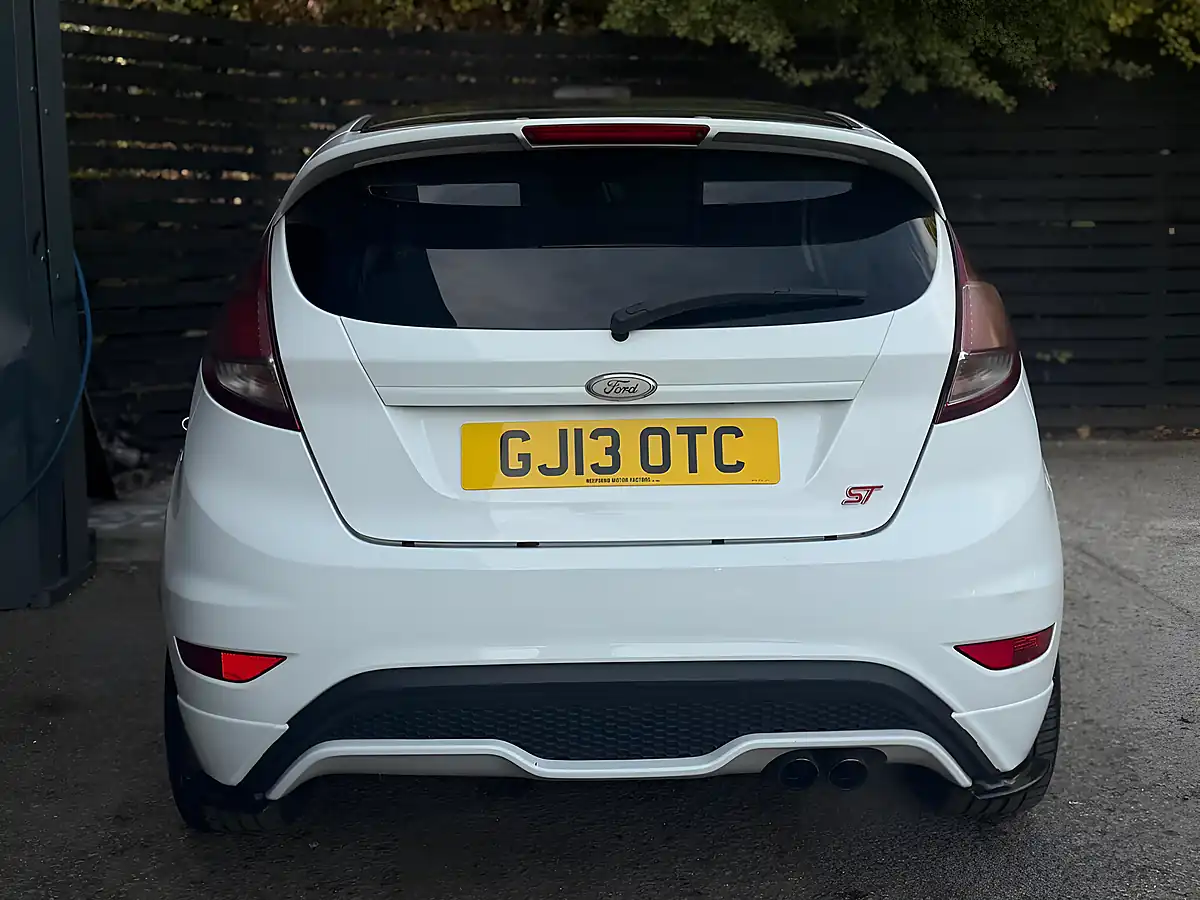 Used 2013 Ford Fiesta ST-2 White - Interior and Exterior details 3