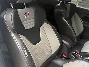 Used 2013 Ford Fiesta ST-2 White - Interior and Exterior details 7
