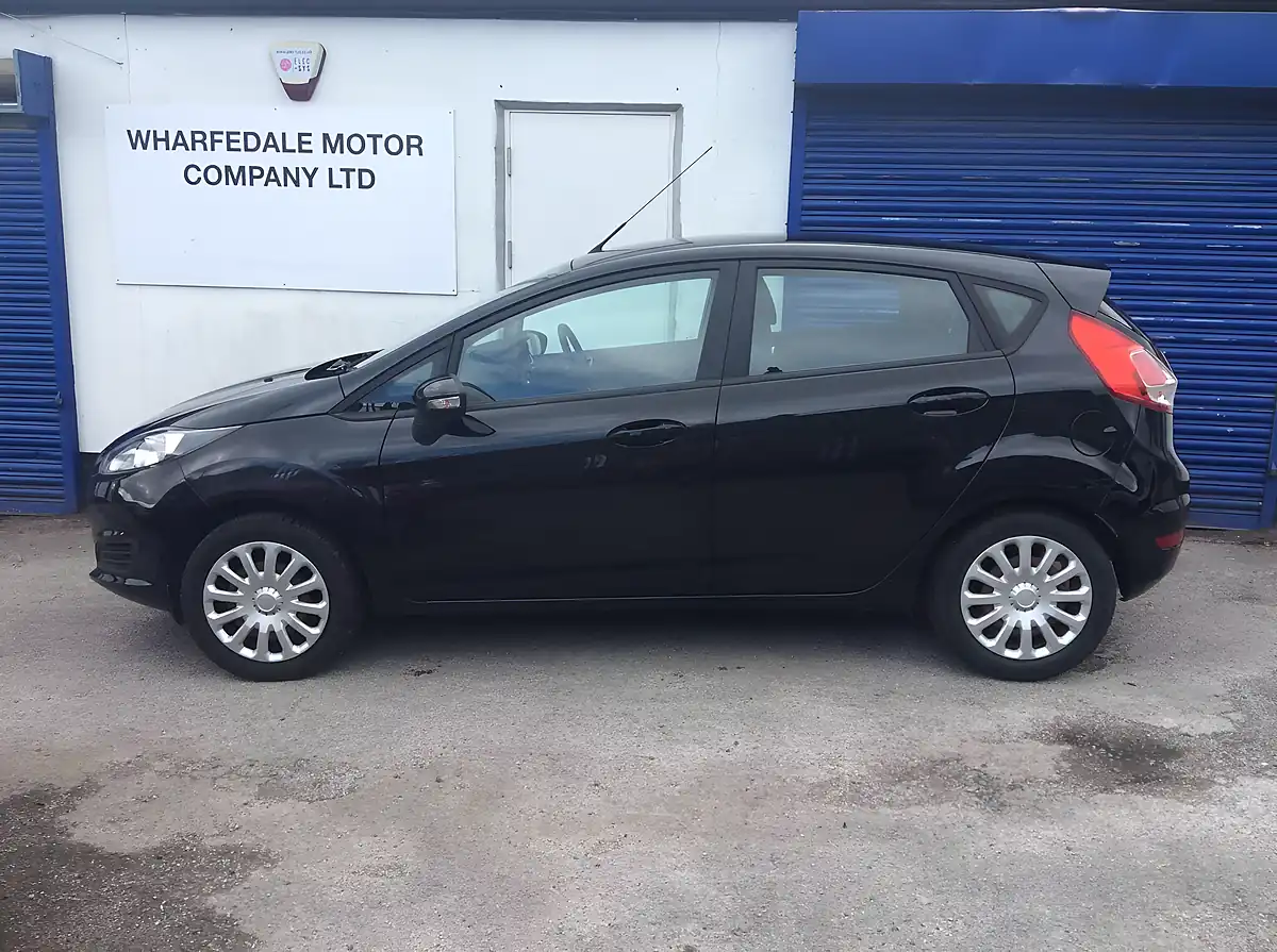 Used 2013 Ford Fiesta Style Black - Interior and Exterior details 16