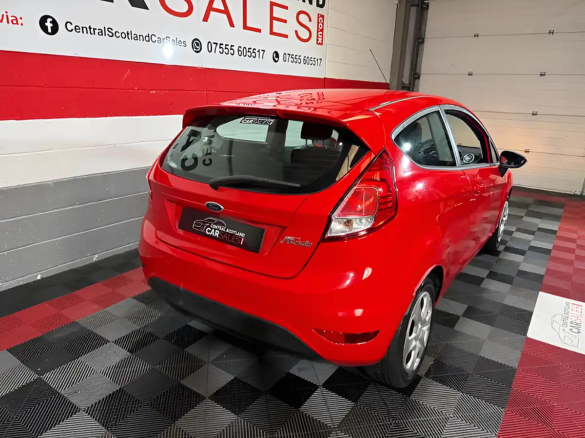 Used 2013 Ford Fiesta Style Red - Interior and Exterior details 10