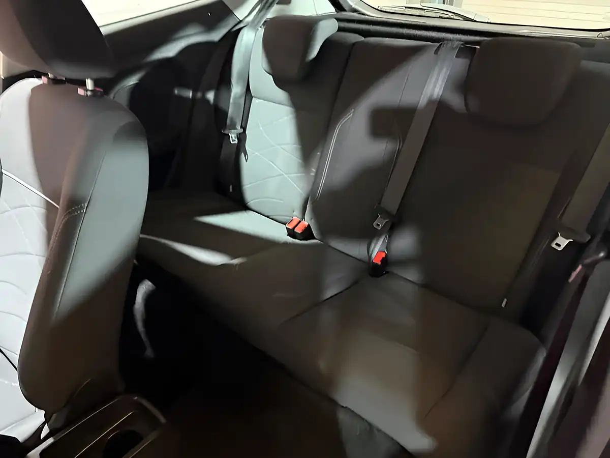 Used 2013 Ford Fiesta Style Red - Interior and Exterior details 12