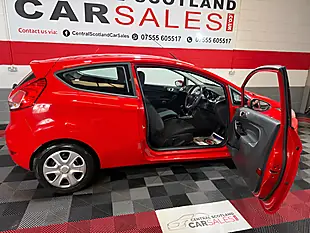 Used 2013 Ford Fiesta Style Red - Interior and Exterior details 17