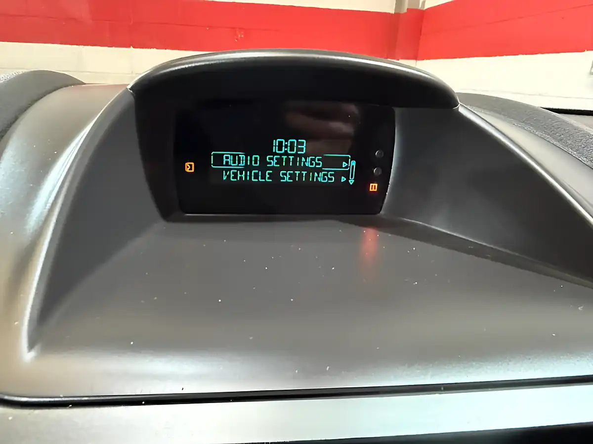 Used 2013 Ford Fiesta Style Red - Interior and Exterior details 19