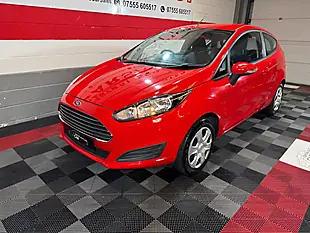 Used 2013 Ford Fiesta Style Red - Interior and Exterior details 6
