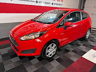 Used 2013 Ford Fiesta Style Red - Interior and Exterior details 7