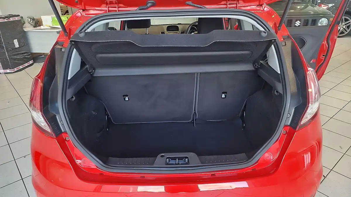 Used 2013 Ford Fiesta Style Red - Interior and Exterior details 15