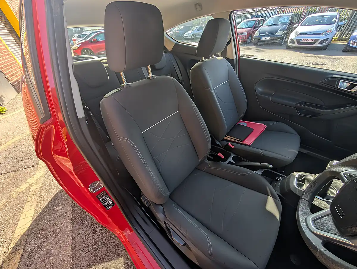 Used 2013 Ford Fiesta Style Red - Interior and Exterior details 18