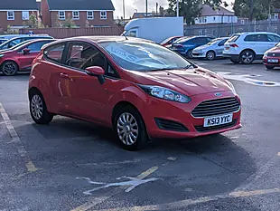 Used 2013 Ford Fiesta Style Red - Interior and Exterior details 7