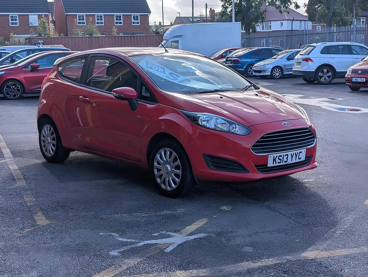 Used 2013 Ford Fiesta Style Red - Interior and Exterior details 7