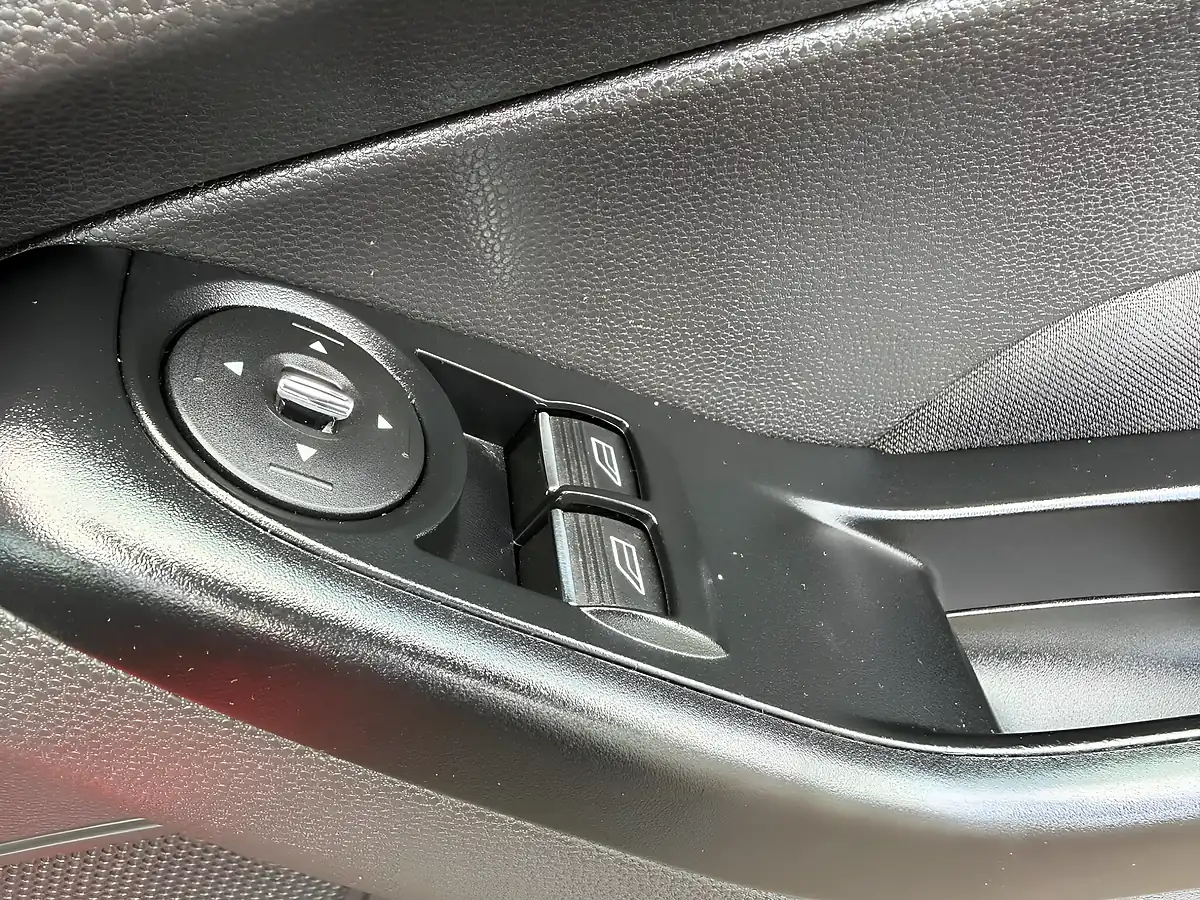 Used 2013 Ford Fiesta Style Red - Interior and Exterior details 18